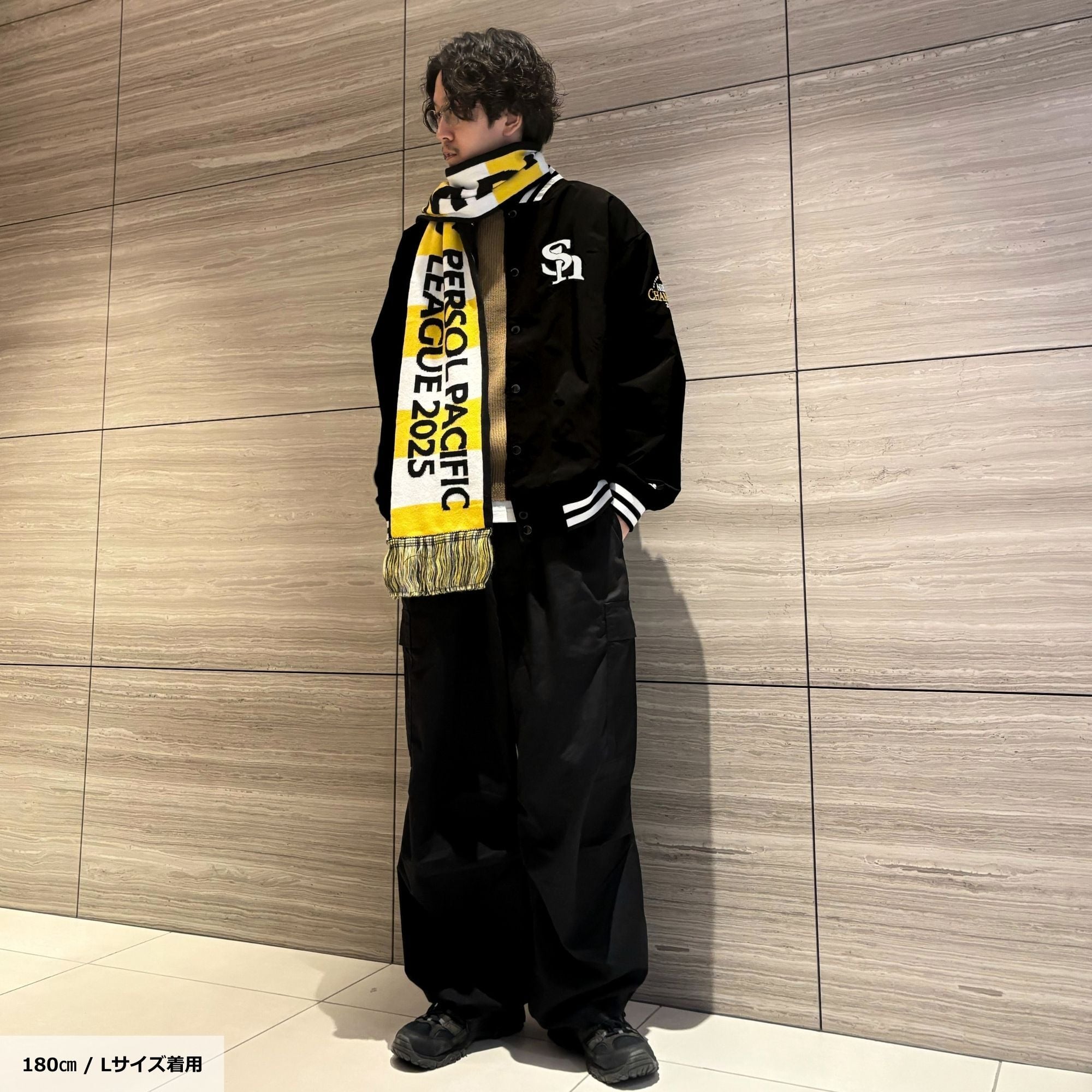 美品 Majestic社製 美品 ソフトバンク ホークス スタジャン ジャンパー 